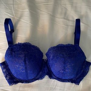 Victoria’s Secret Dream Angels Lined Demi Bra
